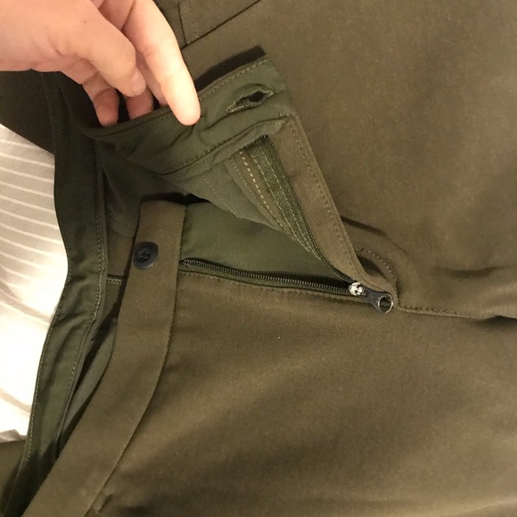 lululemon & go trek pant *size 4 Olive Green - Picture 4 of 8